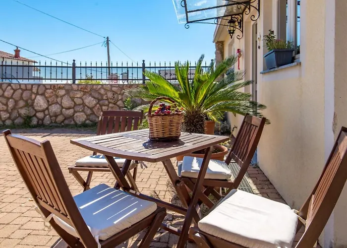 Natasa アパート *